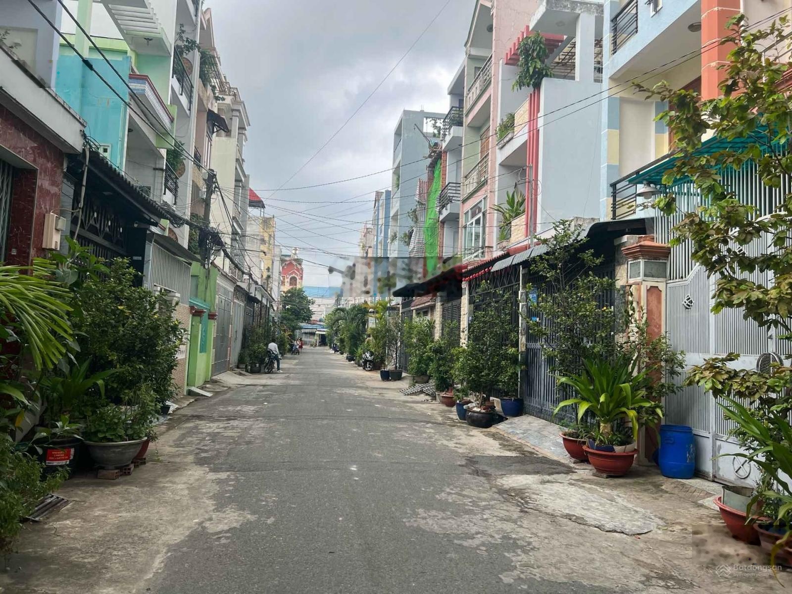 Bán nhà hẻm nhựa 7m Cầu Xéo. Quận Tân Phú (4m x 16m) Nhà 1 trệt 2 lầu sân thượng