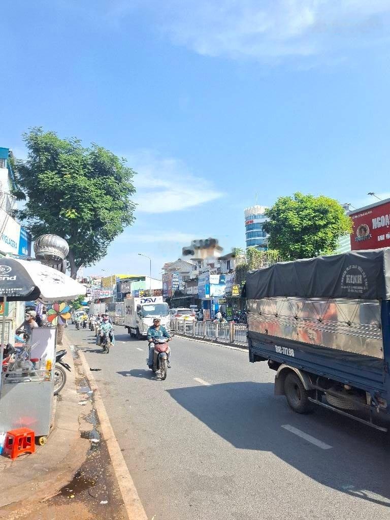 Hiếm, bán nhà mặt tiền kinh doanh Nguyễn Oanh Phường 17 Gò Vấp, DT 4,3x14,2m chỉ 8tỷ2 TL chính chủ