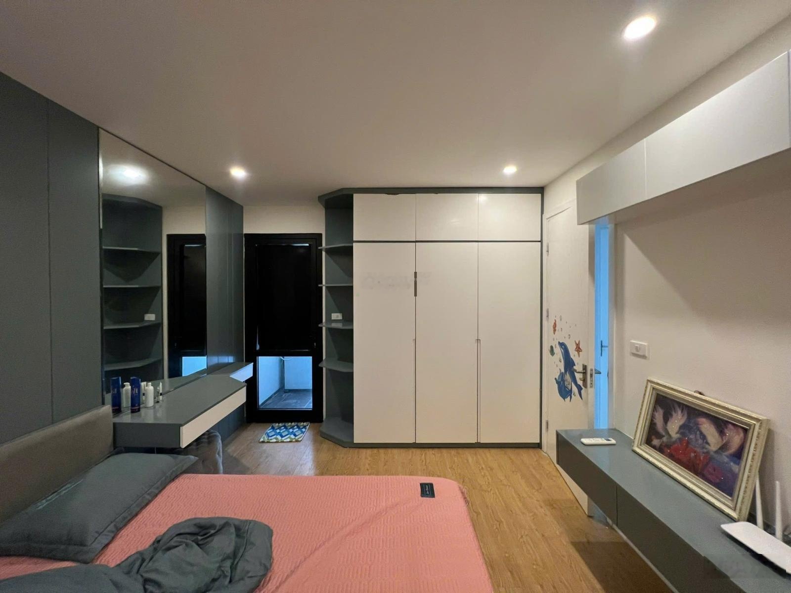 Bán CC Golden Fiel Nguyễn Cơ Thạch - Mỹ Đình 81m2. 2PN 2VS SĐCC. Tầng trung 7,6 tỷ. 0974687037