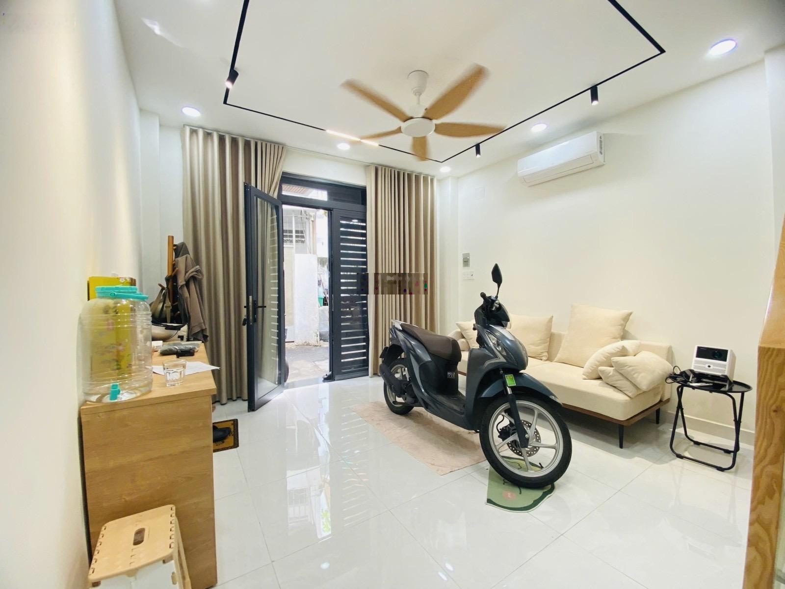 Bán nhà hẻm xe hơi Nơ Trang Long, Bình Thạnh. Nhà nở hậu tài lộc