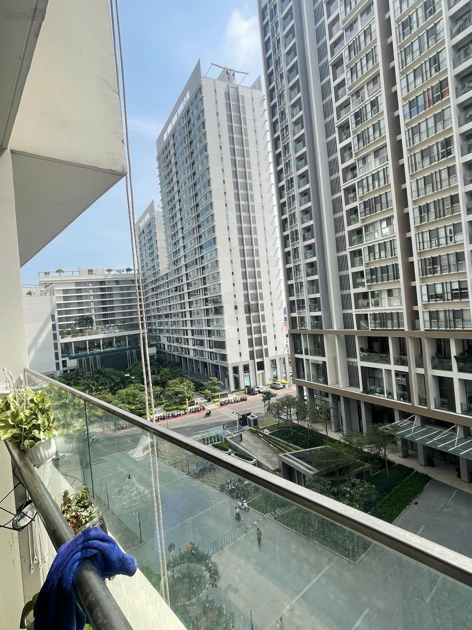 Bán căn hộ Midtown M7 - The Signature 2PN 81m2 ô xe riêng giá tốt 9.4 tỷ