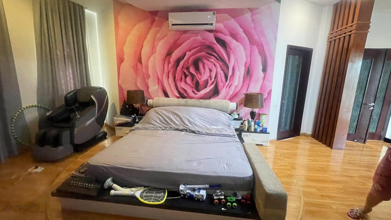 Hailongreal: Biệt thự góc 75tỷ, DT: 477m2, 20x24m, đường số Phạm Hữu Lầu, Q7