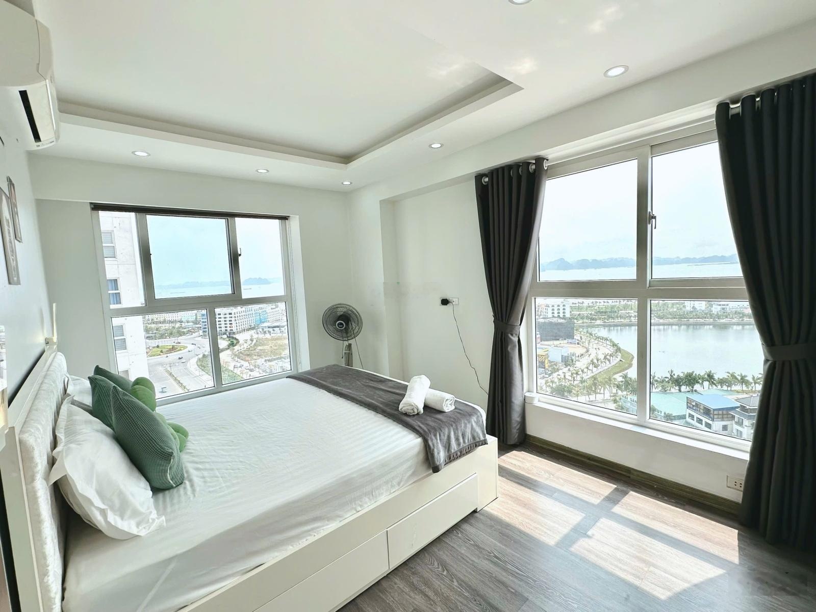 Giá 3 tỷ xx. Căn hộ 3PN 2VS. View biển. Hướng Đông Nam. Tầng cao chung cư Newlife Bãi Cháy, Hạ long