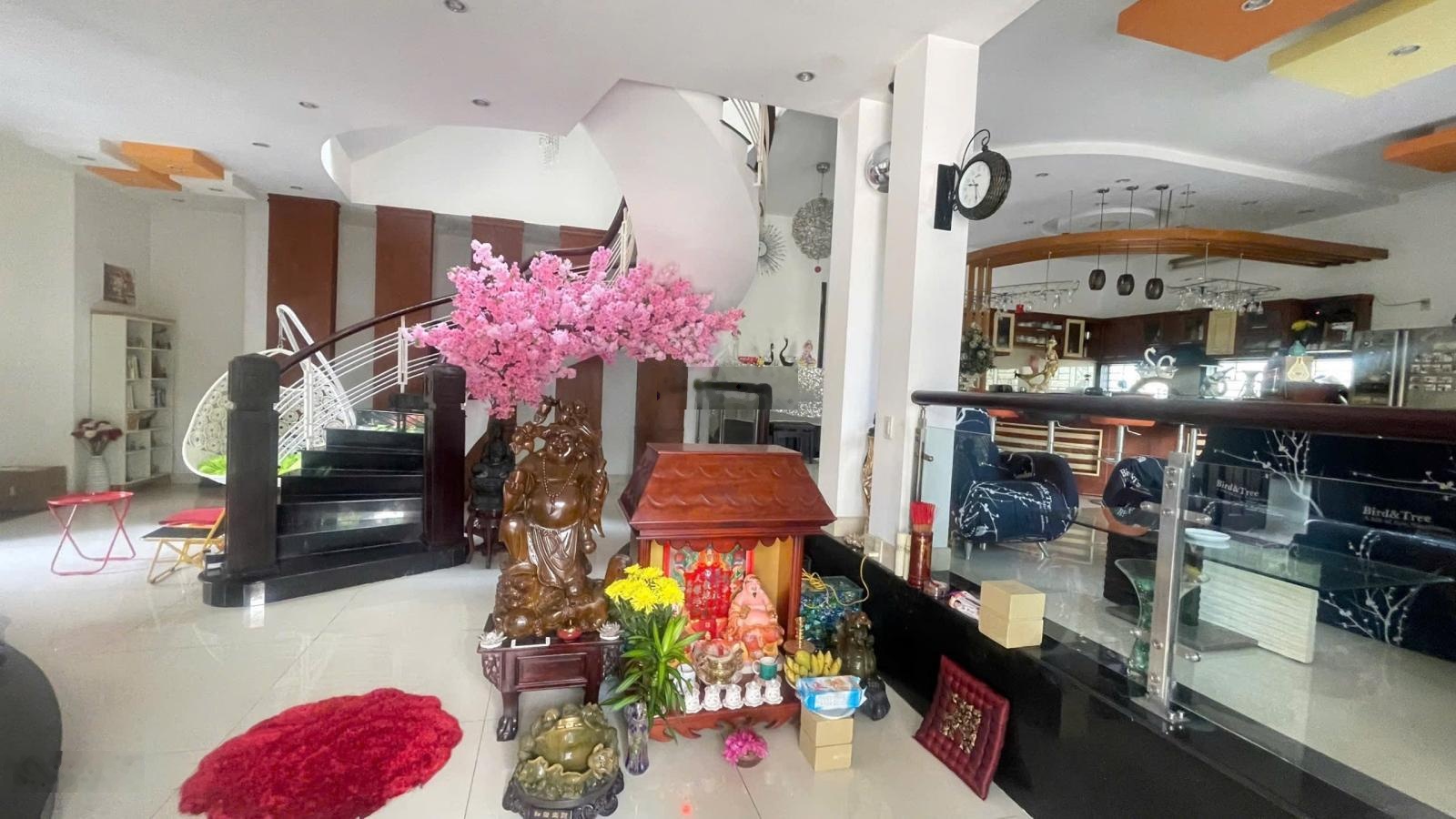 Bán Biệt Thự Vườn KDC Công Ích , P Phú Mỹ Quận 7