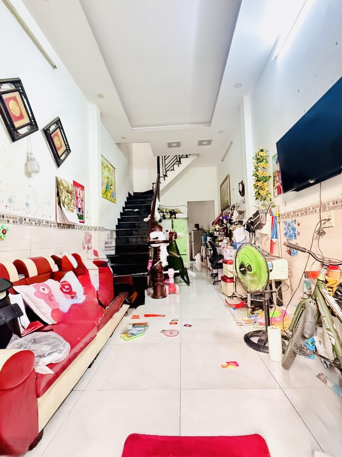 Mặt tiền Hiệp Thành 35 vừa ở vừa kinh doanh - 101m2 - 2 tầng - dòng tiền 10 triệu/tháng