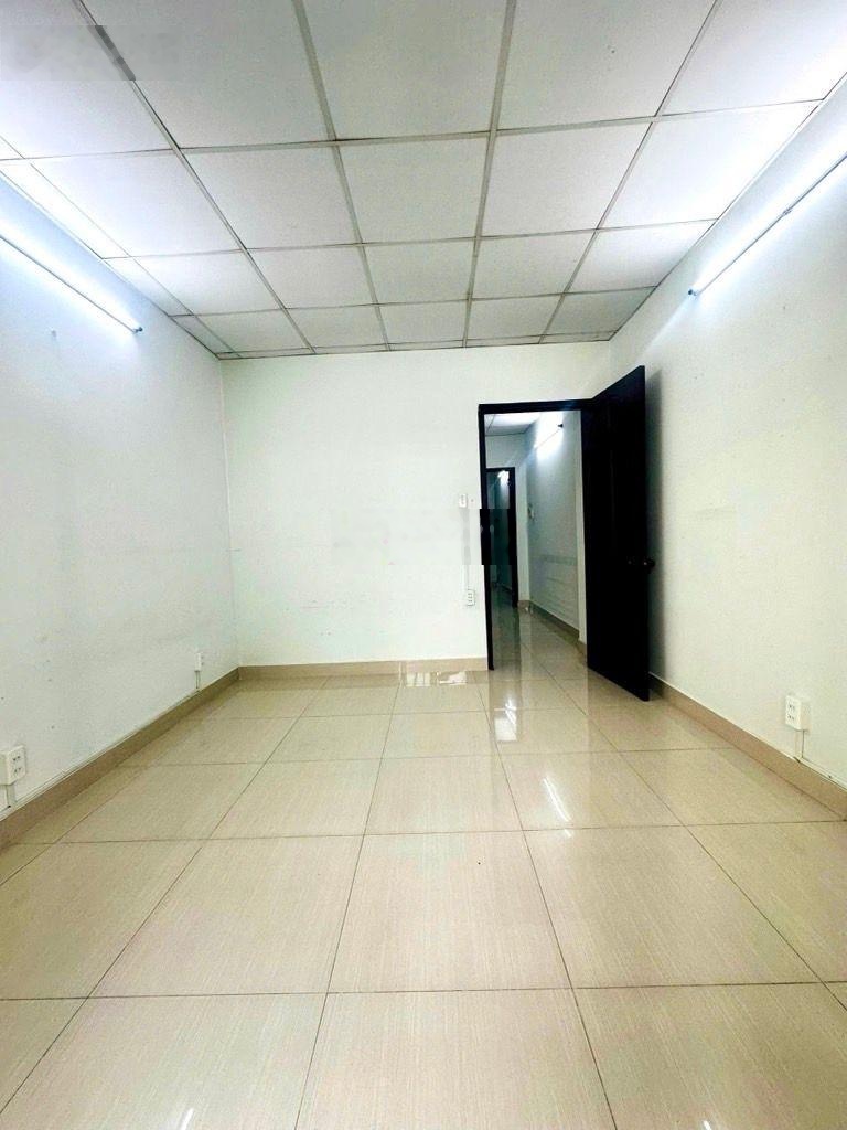 Hẻm xe hơi 6m lê văn sỹ phú nhuận giáp q.3 - hxh 6m sát mặt t.iền - 37 m2 - 8. x tỷ