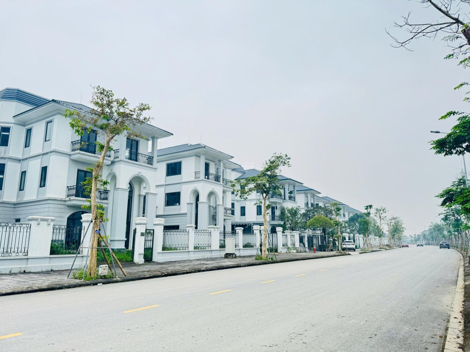 Bán biệt thự song lập Vinh Heritage - 209m2, nhà 3 tầng, bìa đỏ lâu dài, đg 18m, 13.x tỷ 0915089933
