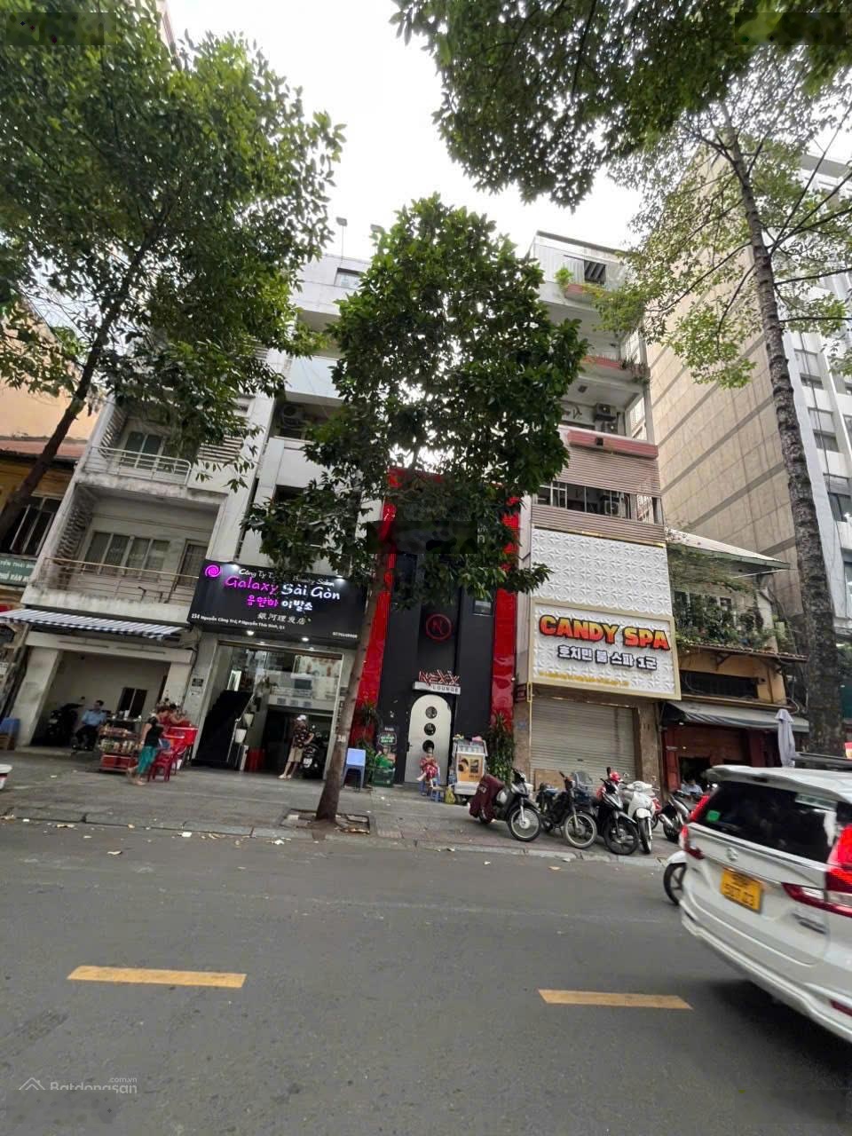 Bán nhà HXH Thành Thái. P14. Quận 10 DT: 5.8x18m, trệt, 3 lầu, ST, giá bán: 24.5 tỷ