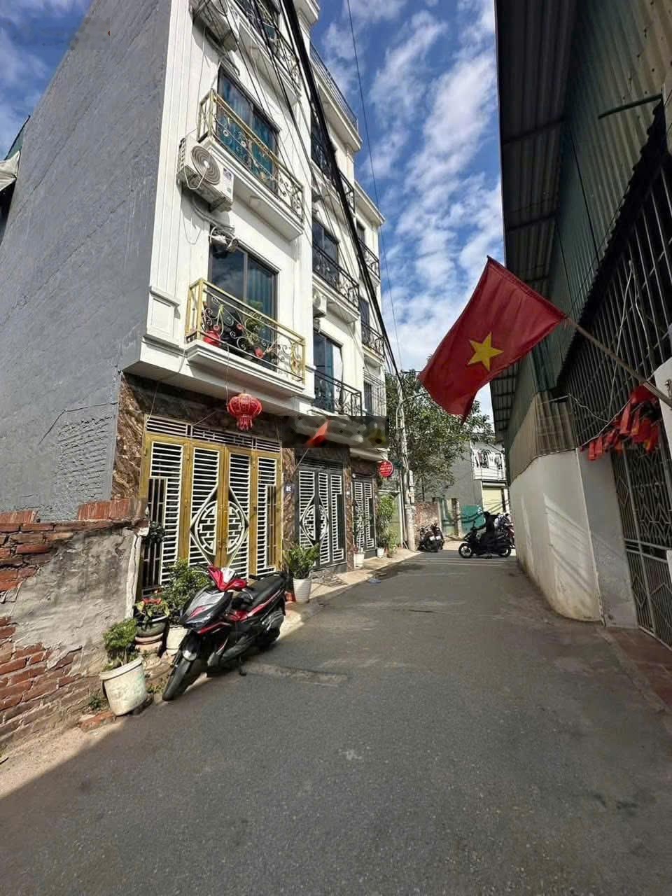 Bán đất gần QL6 Biên Giang, 60M2, 3.35 Tỷ, MT4M, ô tô .