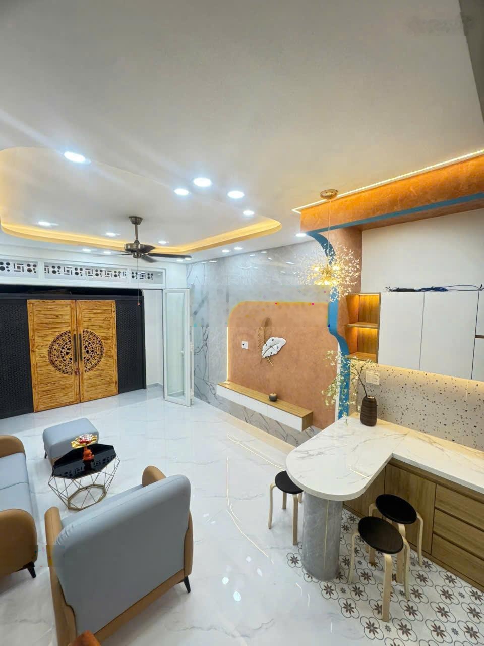 Bán Nhà Hẻm xe hơi Hòa Bình, 4x12m . 1 trệt 1 lầu, 5,9 tỷ