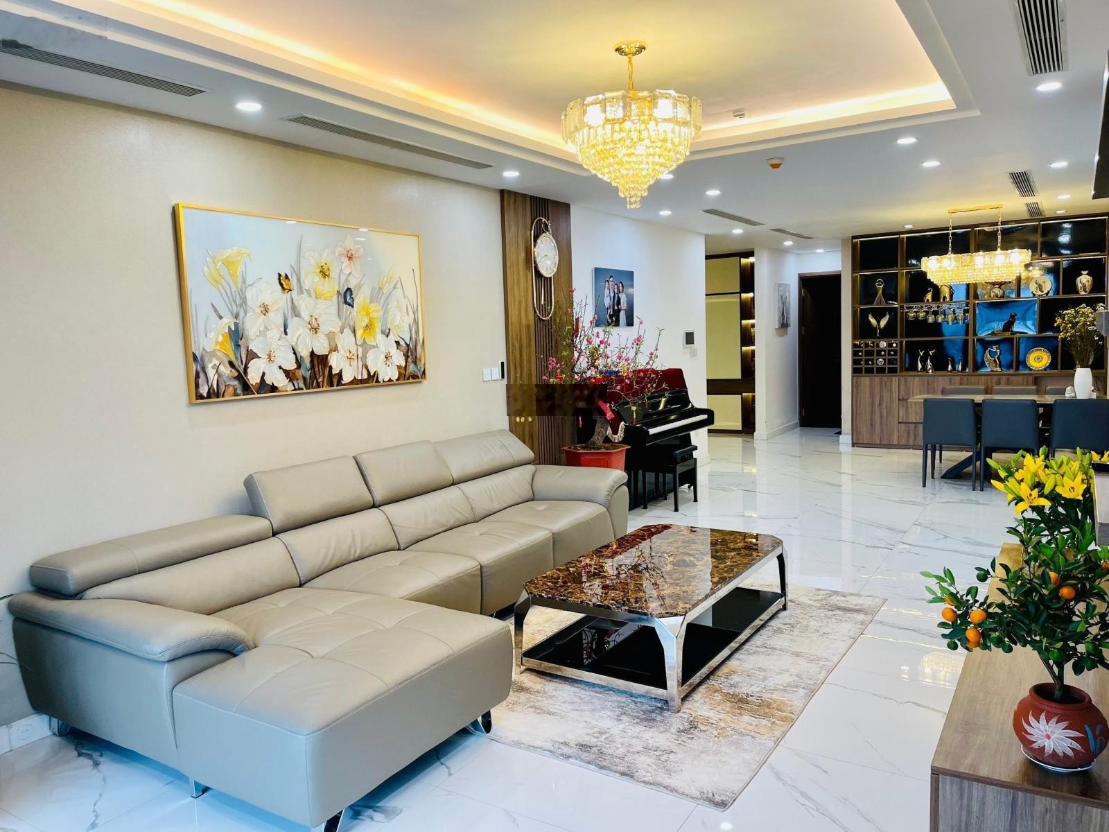 Thiện chí bán căn góc 105m2 3PN2WC tầng đẹp sẵn sổ,nhà bàn giao đc luôn ac quan tâm ib e làm việc