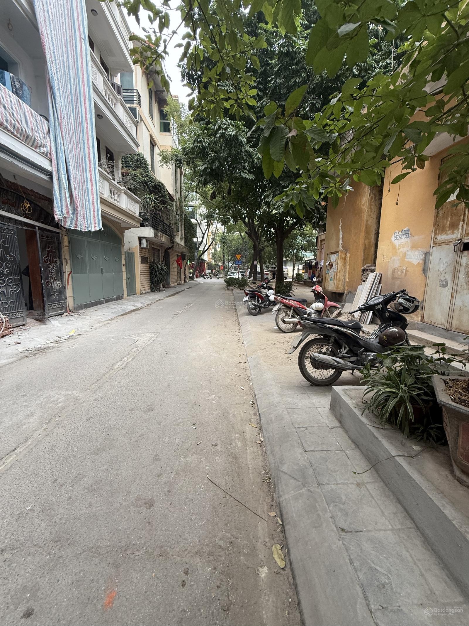 Phân lô kđt mới định công - 85m2 lô góc 2 mặt tiền, oto tránh, dòng tiền 500tr. giá 34tỷ