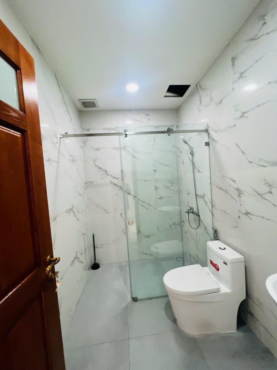 Khu Vip Cityland - Park Hill - Công Viên nhạc nước - Hầm 4 Tầng - cho thuê 55tr/tháng