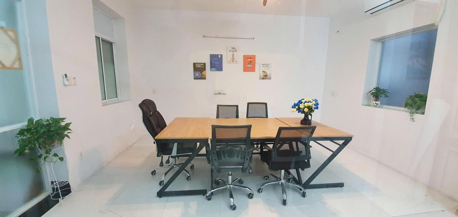 VP DT 45m2 sẵn 2 máy lạnh ngay khu biệt thự Chu Văn An Bình Thạnh