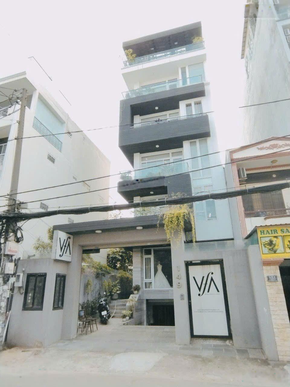 Bán nhà Góc 2 mặt tiền Nguyễn Cửu Vân , Bình Thạnh DT 8.2x25m Hầm 8 tầng HĐT 150tr/th giá 77.5 tỷ