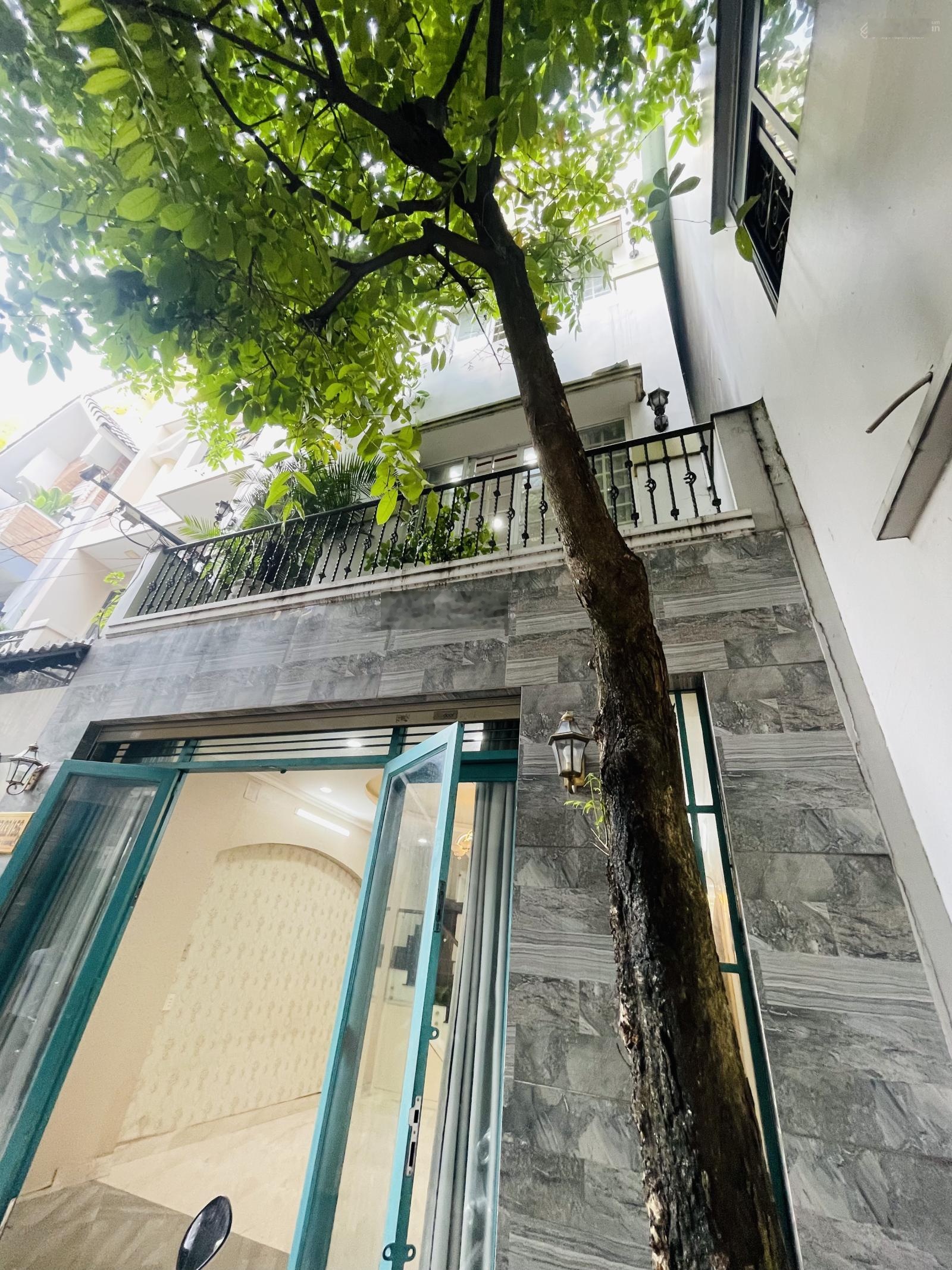 8.5 tỷ - nhà 4 tầng btct - 5,2x11,5m. ngang hơn 5m bề thế như villa minh - xe hơi đậu trong nhà