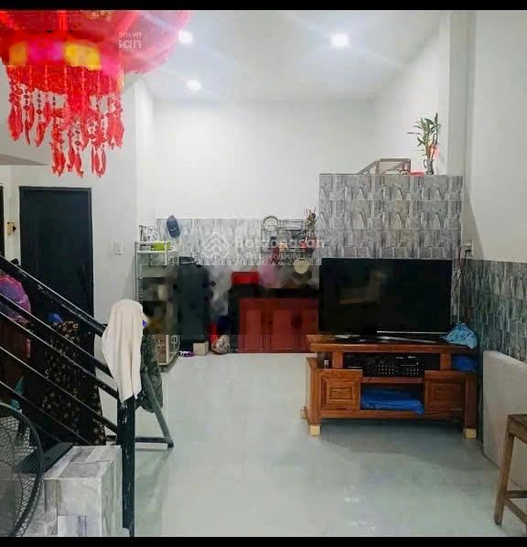 BÁN NHÀ gần biển -DT60m2-2tầng-3P-hẽm Mai xuân thưởng-vĩnh Hải-Nha Trang-chỉ 4ty5