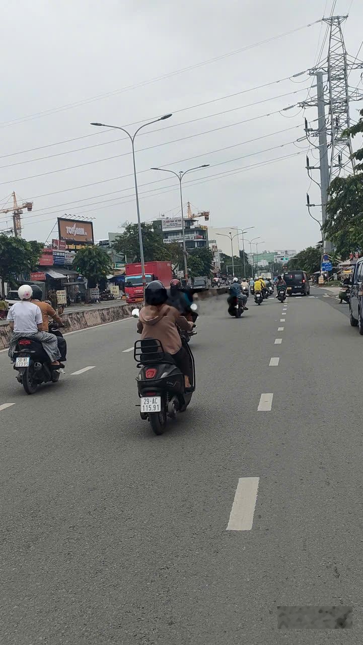 Nhà mặt tiền đường Độc Lập, Phường Tân Quý, Quận Tân Phú; 3.9x20m 3 lầu chỉ 11.5 tỷ