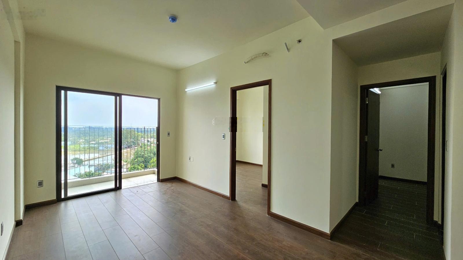 Sổ hồng sẵn,chủ nhà cần bán căn 63 m2 view đông nam mát mẻ,tầng 8,giá chỉ 1,650 tỷ full, có thể vay