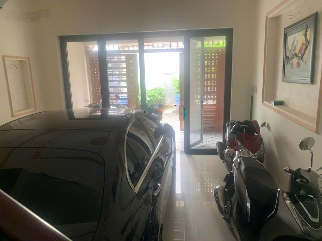 Hiệp Bình - ĐS15 - ngay chợ QL13 - 60m2 - 4 tầng, sân thượng - ô tô ngủ trong nhà - nhỉnh 9 tỷ