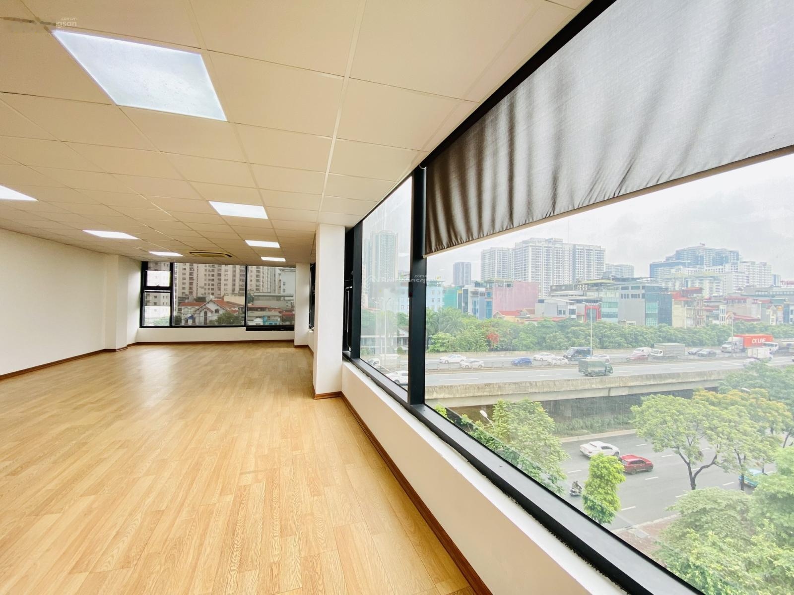 Cho thuê văn phòng đẹp, lô góc tại phố Trung Văn - Nam Từ Liêm. Diện tích còn trống: 120m2