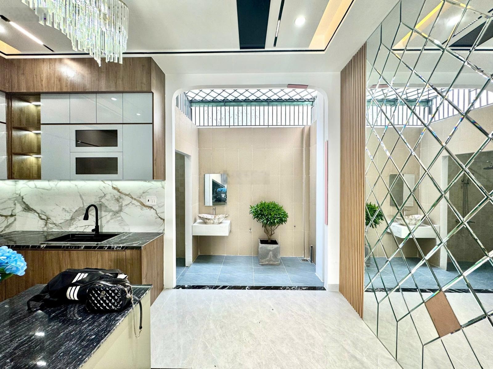 The sol city nhà phố 2 lầu view công viên | vị trí vip