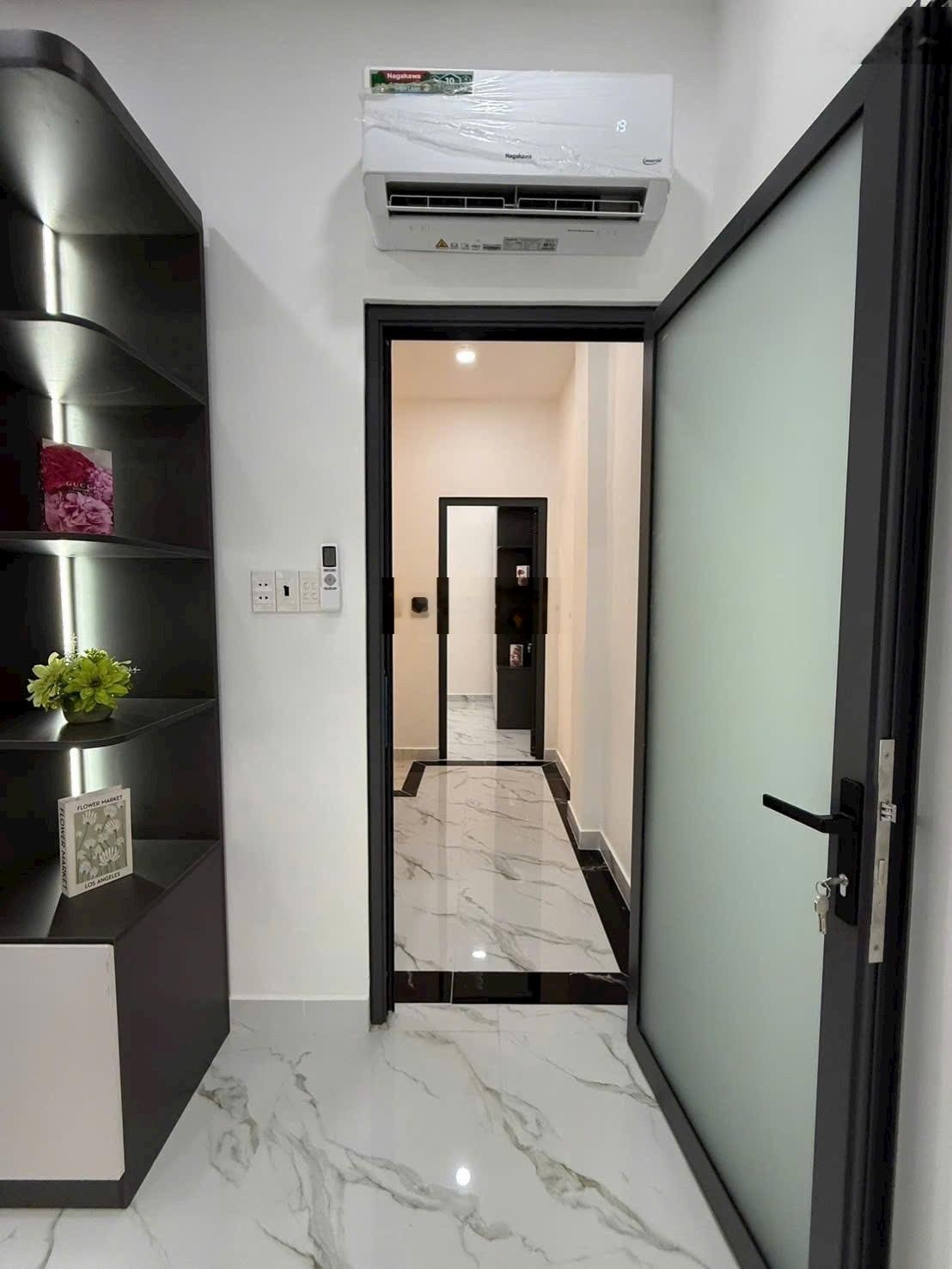 Nhà đẹp Tân Bình Phạm Văn Bạch gần ga T3 33m2 2pn - full nội thất chỉ 4.5 tỷ