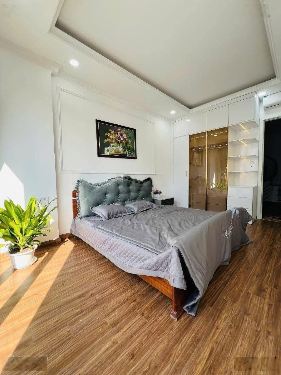 1 bước ra phố Bạch Đằng nhà đẹp dân xây ngõ nông thông đẹp ở ngay 38m2x5T giá nhỉnh 7 tỷ sổ đỏ CC