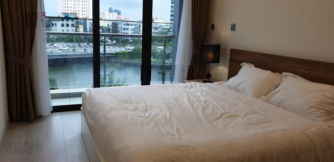 Trống sẵn 2PN - Vinhomes Bason Quận 1 cho thuê giá cực tốt view sông, thoáng chỉ 22 triệu/ tháng !!