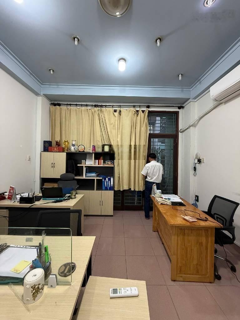 Bán nhà tp hcm, tân bình, cộng hoà, 85m2, 3 tầng, đường nhựa 8m thông. giá 13.7 tỷ