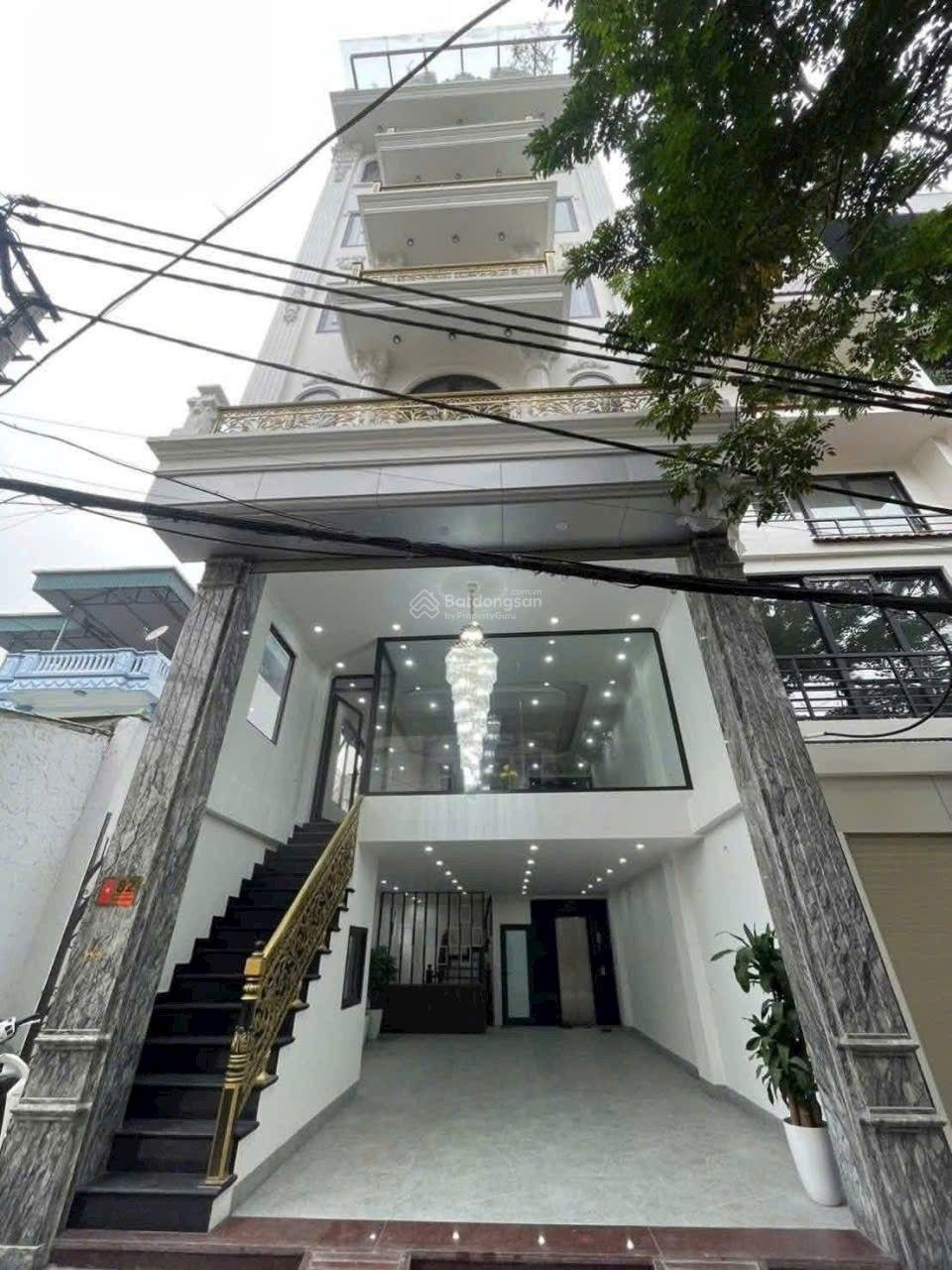 Bán nhà mặt phố trạm, 80m_mt6m, lô góc, thang máy , gara 4 ô tô, kinh doanh bất chấp, 23xty