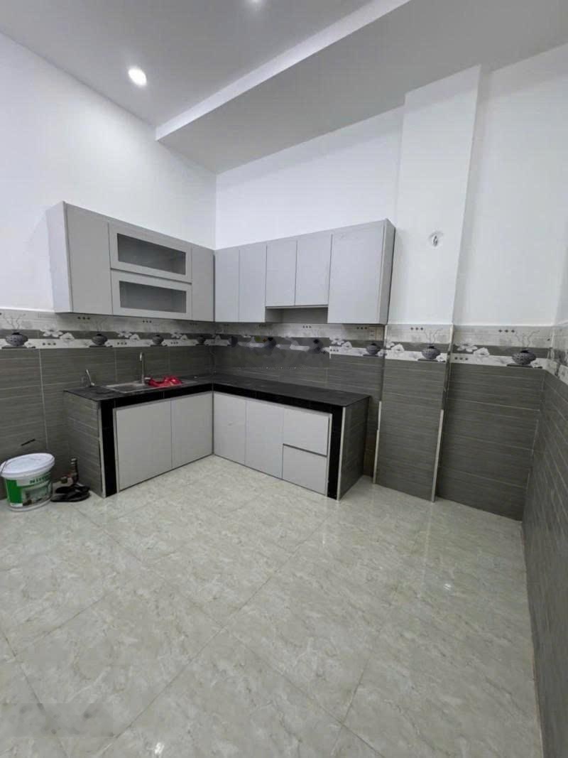 Bán nhà riêng tại Lê Đình Cẩn, 4,79 tỷ, 48m2, 2PN, 2WC, nhà 2 tầng