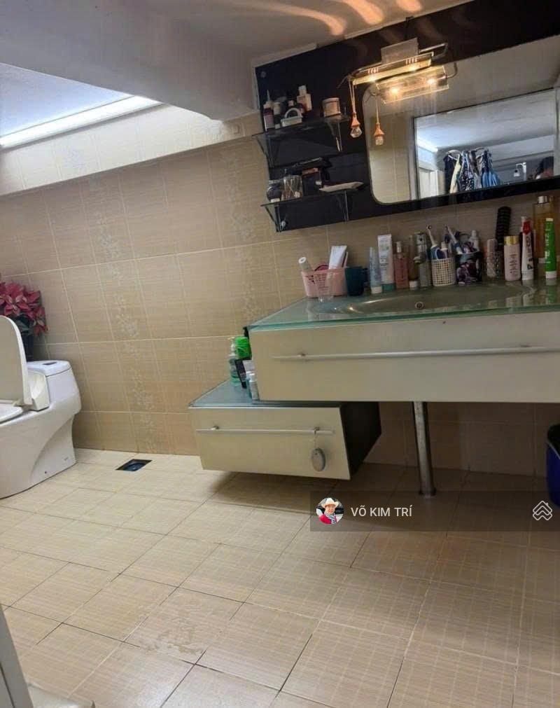 Quận 5 CC Lão Tử 73m2 SHR 2PN 2WC full nội thất giá 3,7tỷ