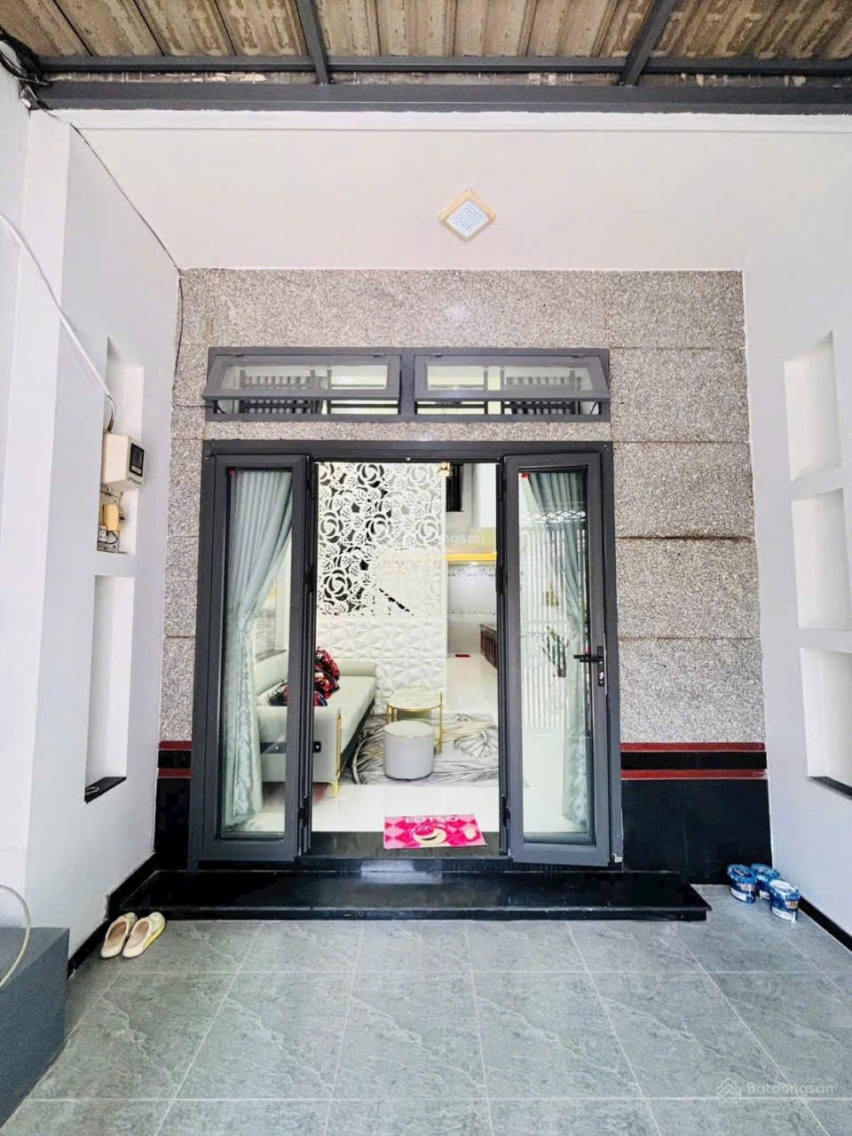 Bán nhà Nguyễn Văn Khối, DT 4 x 13,5m, 4PN, 4WC - Giá 5,95 tỷ/thương lượng