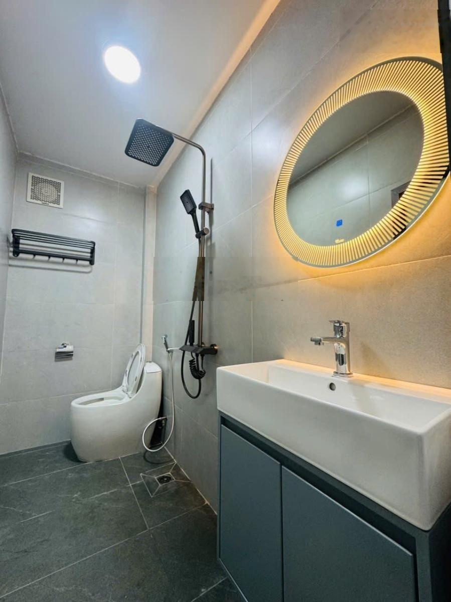 Bán nhà Trường Chinh, DT 47m x 4 tầng, Giá hơn 14 tỷ, cách phố lớn 60m