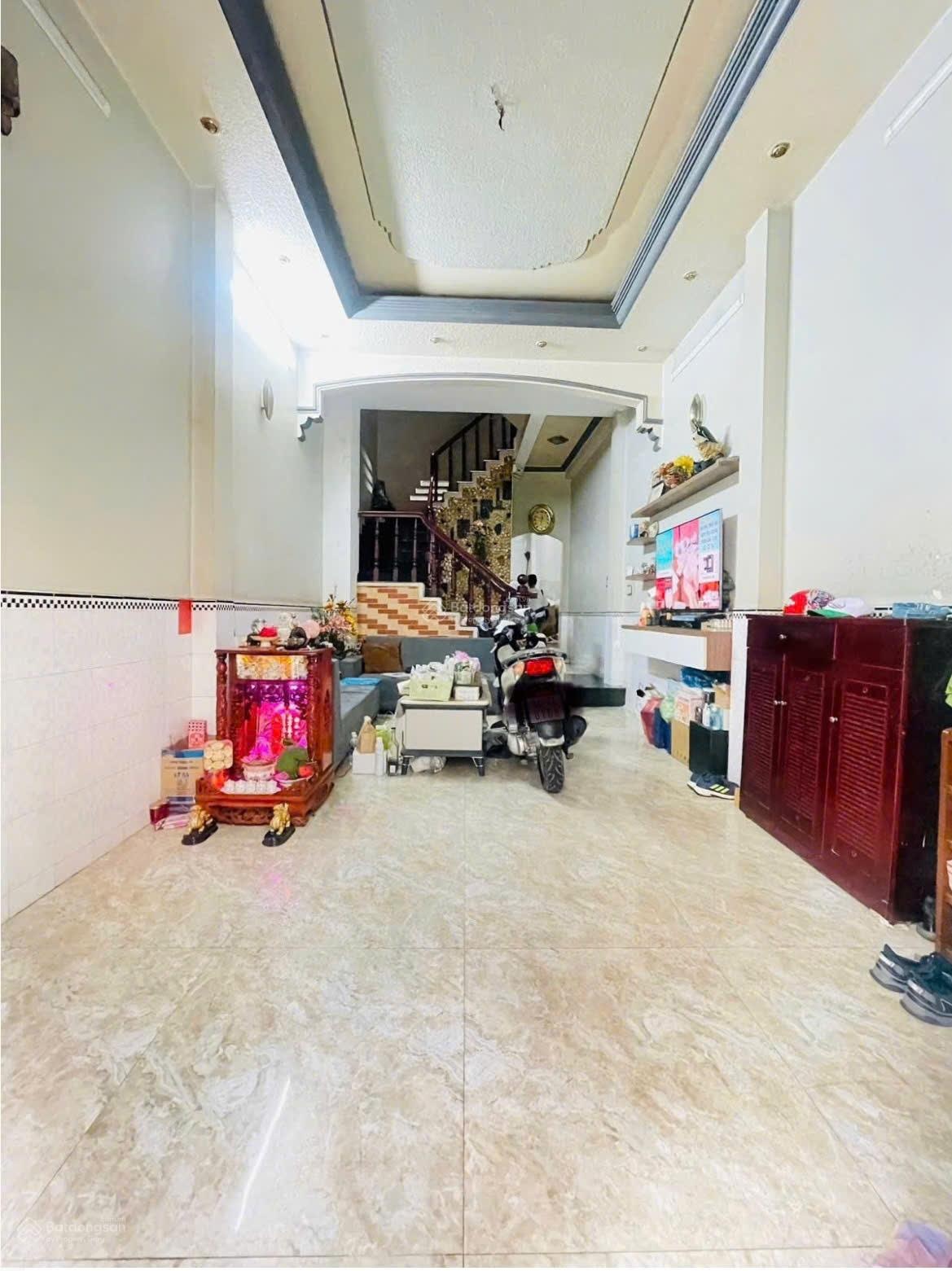 Nhà bán 4 tầng hẻm ô tô Trần Hưng Đạo, quận 5, DT: 3.7m x 14m. Giá: 10.8 tỷ TL