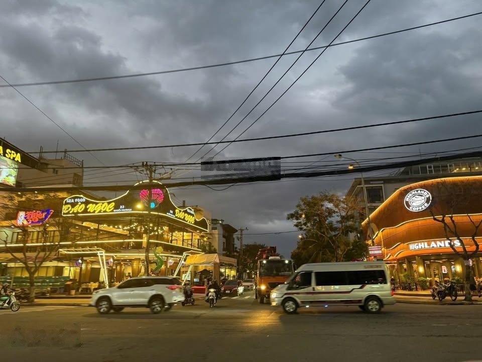 Bán đất đường 10m5 trần bạch đằng, khu phố tây