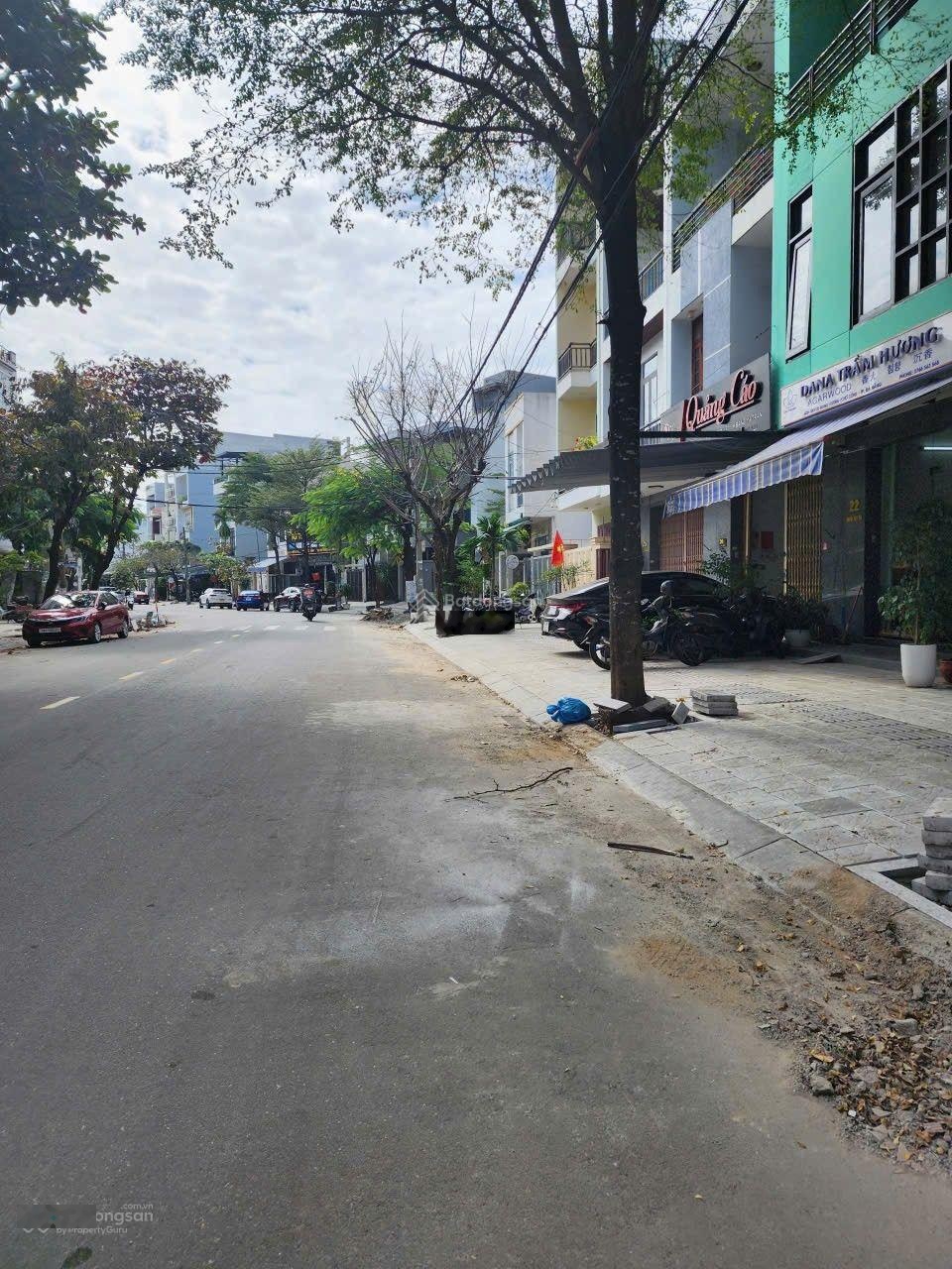 Lô góc siêu phẩm đường 10.5m hòa cường bắc