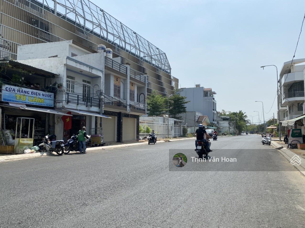 Đất xây hầm 6 tầng đường Nguyễn Văn Hưởng - 350m2 - 57.5 tỷ 0908947618