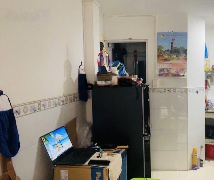 Nhà 2tầng- q1 - nguyễn văn nguyễn- 1/soẹt ra hoàng sa- 13m2- sổ riêng- chỉ 3,45tỷ.