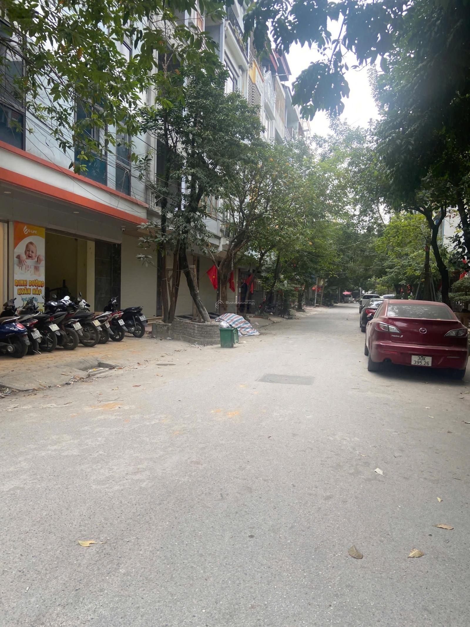 Phân lô , liền kề Ngô Thì Nhậm, kinh doanh sầm suất , diện tích 50m , 4 tầng , mt 5 giá 15 tỷ.