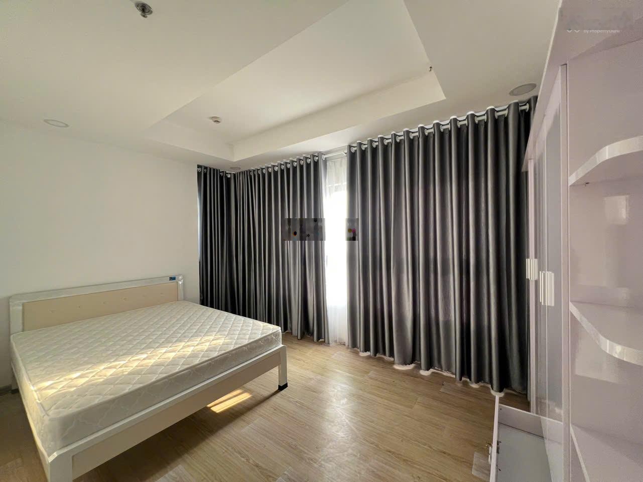 Cho Thuê Dragon Hill 1 - 104m (3PN + 2WC). View Hồ Bơi. Đầy đủ nội thất. LH 0938985188