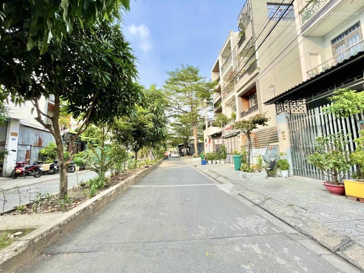 Bán đất 1/ Lê Văn Quới, 4x23.5m, Giá 8.2 tỷ TL. Vị trí gần MT Lê Văn Quới.