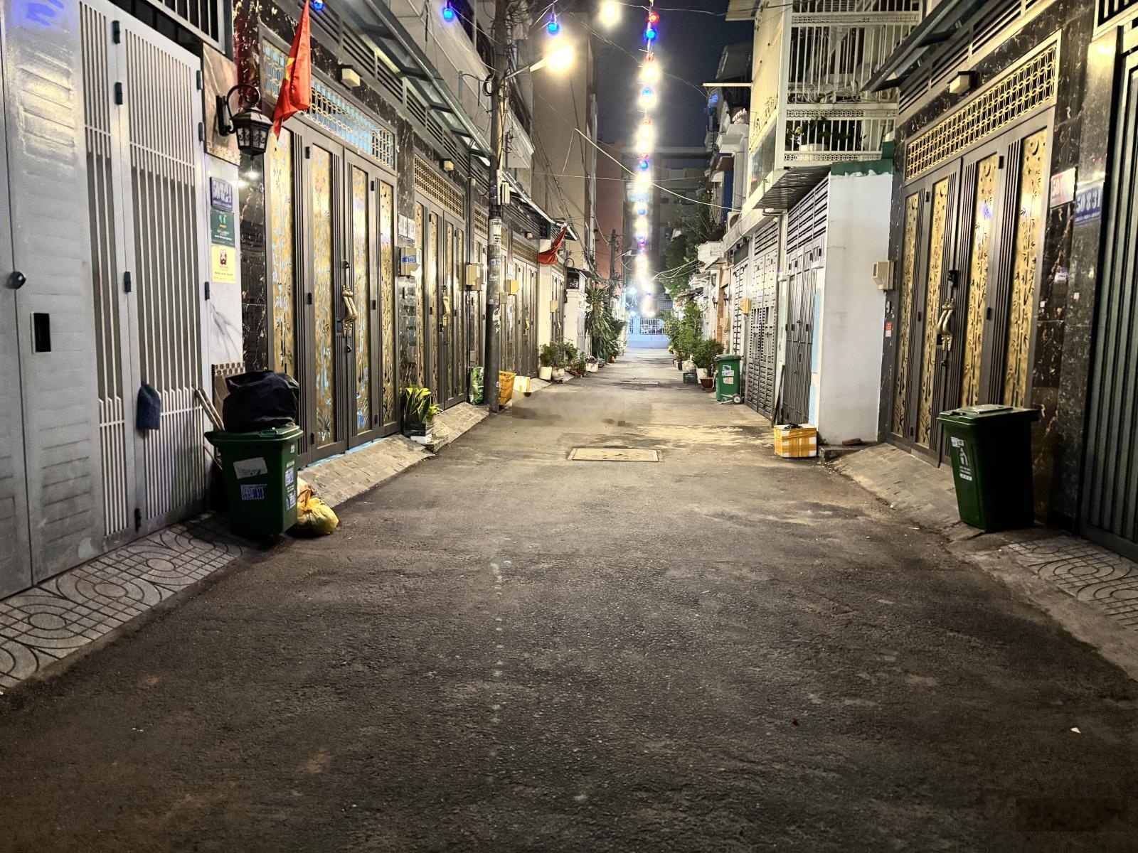 Xe hơi 7 chỗ ngủ nhà - 4x13 - khu dân cư đồng bộ - ngay chợ thạch đà - nhỉnh 7t