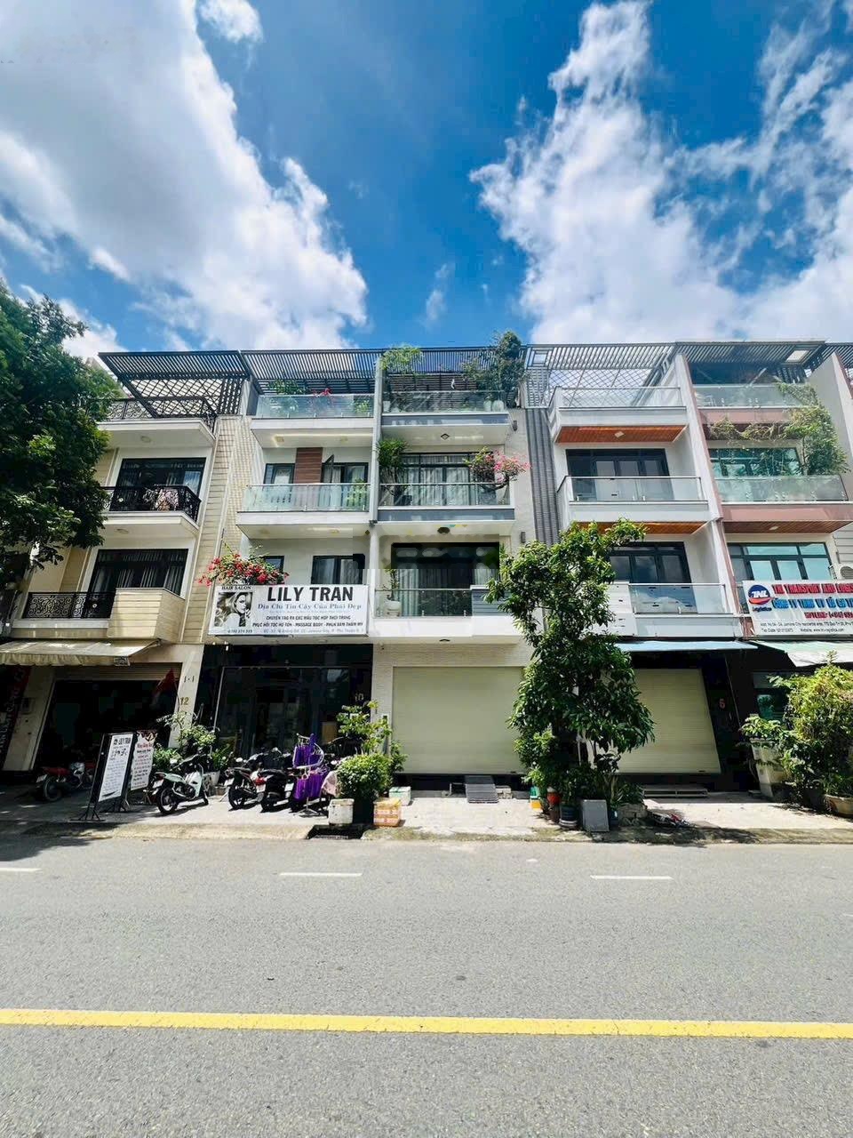 Hàng mới Jamona City giá tốt thị trường nhà phố 5x18 chính chủ cần bán gấp. 13.5 tỷ !