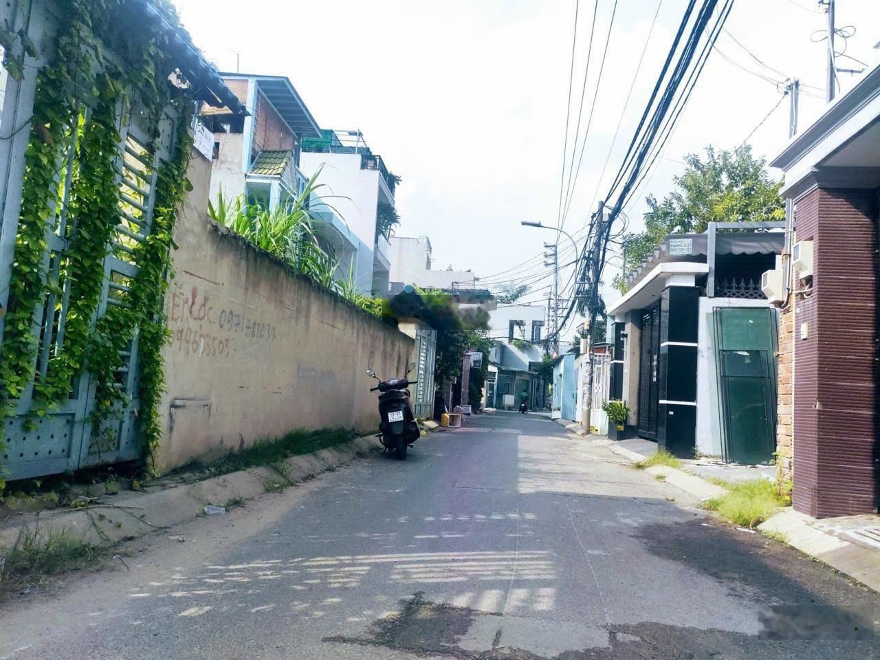 Đất 123m2 - Ngang 4.7m - HSXD cao - Hẻm 5m thông thoáng - Cạnh tuyến Xa lộ Hà Nội và Vành Đai 2