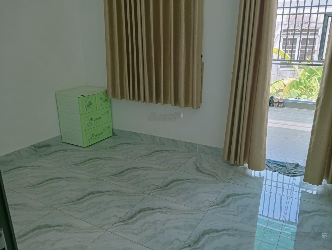 Chính chủ gửi bán nhà đẹp đón tết, DT 66m2 ( 4,10x16), 2 tầng , Q9