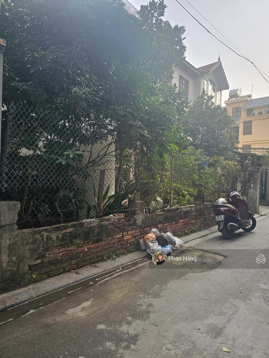 Bán mảnh đất ngọc thuỵ - mặt ngõ oto - ngõ thông tứ tung - ngõ thẳng tắp 30m ra mặt phố