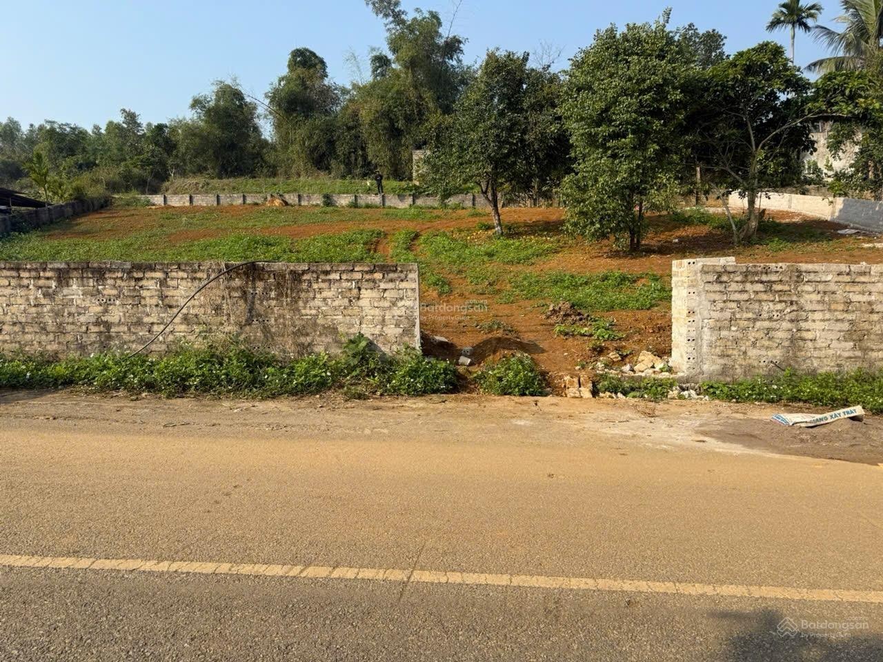 Chính chủ cần bán 31m mặt đường suối mơ diện tích:926m thổ cư 200m tại yên bài ba vì tp hà nội