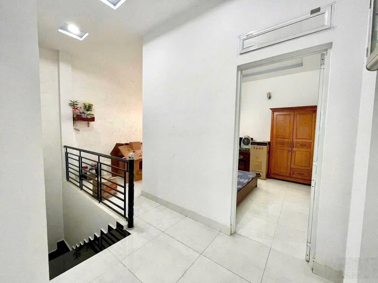 Tuấn HaiLongReal: 4TỶ Một căn duy nhất ở Nguyễn Văn Tạo 93,5m 1 lầu ngay trung tâm gần Phú Mỹ Hưng